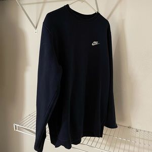 Nike crew neck. Navy. Size XL. Pretty new